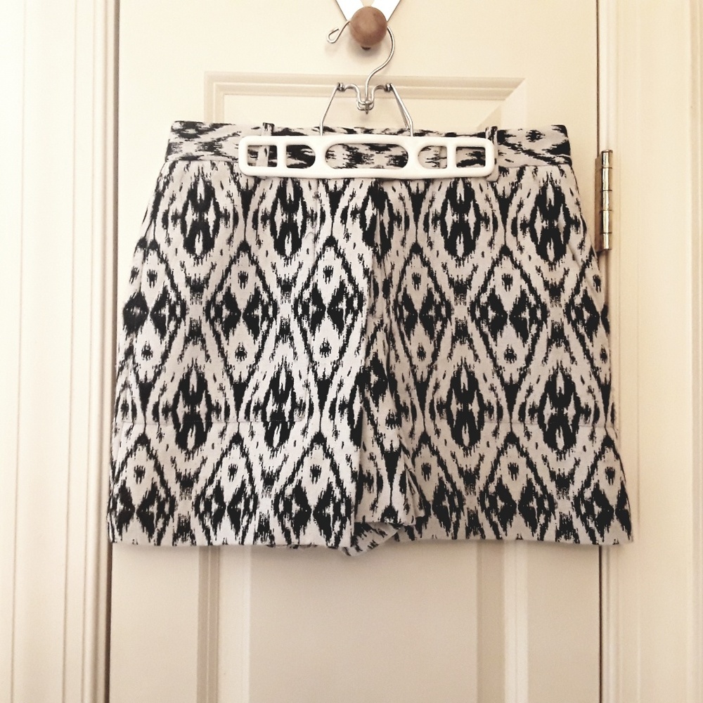 Womans THEORY multicolor skort, sz 4